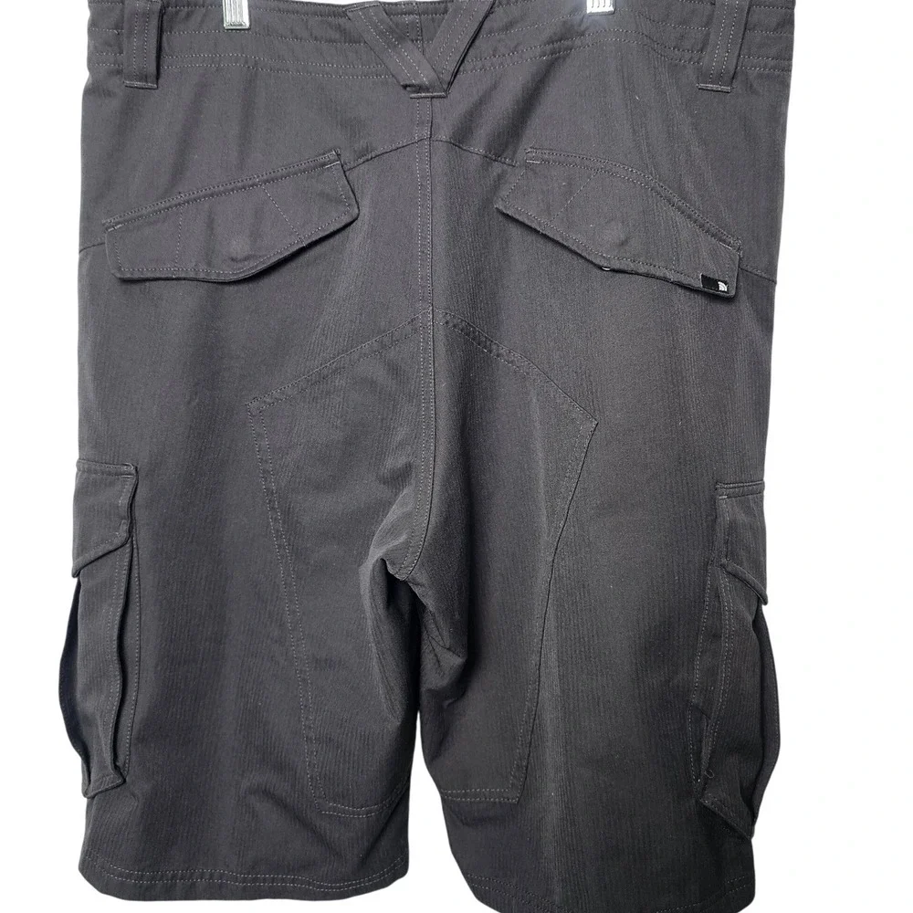 The North Face Mens Rainier Cargo Shorts 34 Grey Hiking Gorpcore Outdoor